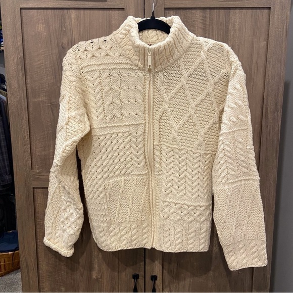 Carraig Donn Sweaters - Carriag Donn small Marino Wool Thick Cable Knit Zip Up Sweater Cardigan